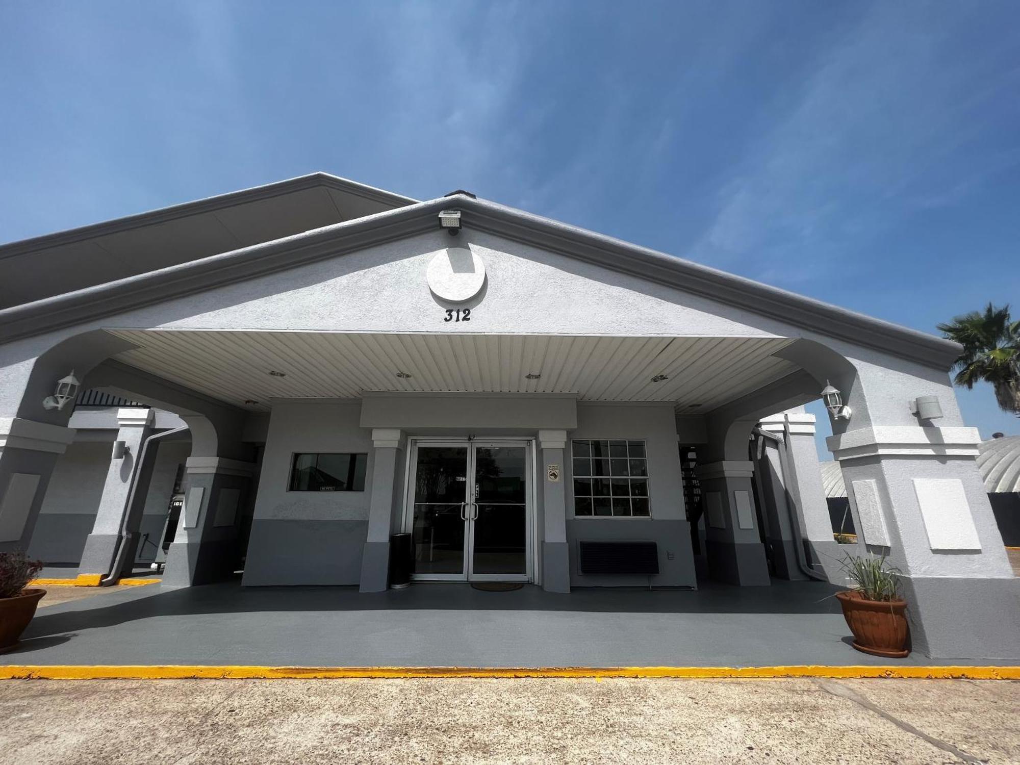 Super 8 By Wyndham La Marque Tx/Texas City Area Экстерьер фото